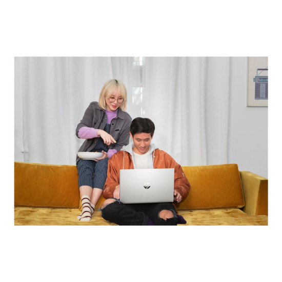 Лаптоп HP Pavilion 15-EG3000NU Intel Core i7-1355U 15.6 inch FHD 16GB RAM 1TB SSD