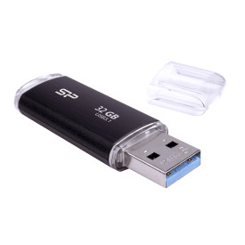 Флаш памет SILICON POWER Blaze B02 32GB USB 3.1 Black