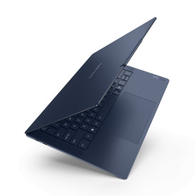 Лаптоп LENOVO YOGA Slim 7 Qualcomm Snapdragon X Elite X1E-78-100 14.5inch 3K OLED 500N 90Hz Touch 32GB DDR5x 1TB SSD W11H