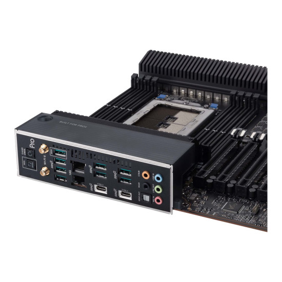 Дънна платка ASUS Pro WS WRX80E-SAGE SE WIFI E-ATX 8xDDR4 7xPCIe 4.0/3.0 x16 3xM.2 12xSATA 6 MB