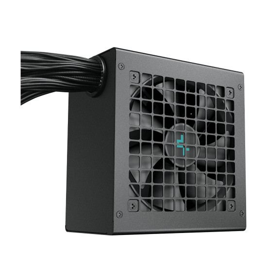 Захранване DeepCool PN650-D, 650 W, 80 Plus Gold, ATX12V 3.1, 16-pin 450 W кабел, 150 x 140 x 86 mm