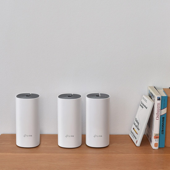 Безжична Wi-Fi система TP-Link Deco E4 (3-Pack), AC1200 Mesh, 867 Mbps (5 GHz) / 300 Mbps (2.4 GHz), 2 антени, Mu-Mimo, 2 x LAN