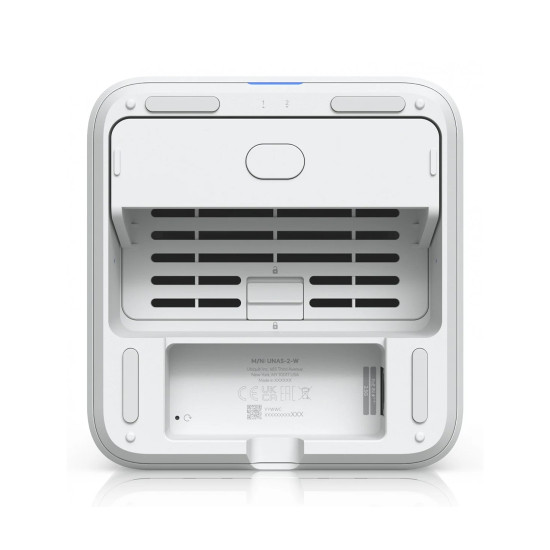 NAS устройство Ubiquiti UniFi UNAS-2-W-EU, 2 гнезда за 3.5 инча HDD, 2.5 GbE, USB-C, включен PoE+, + адаптер