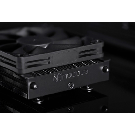 Охладител за процесор Noctua CPU Cooler NH-L9a-AM5 CHROMAX.BLACK