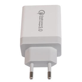 Зарядно Makki Fast Charger - QC3.0+2xUSB 30W White - MAKKI-QC30W3
