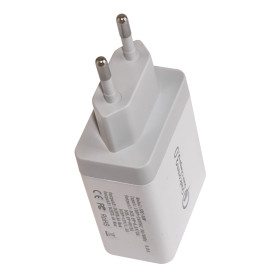 Зарядно Makki Fast Charger - QC3.0+2xUSB 30W White - MAKKI-QC30W3