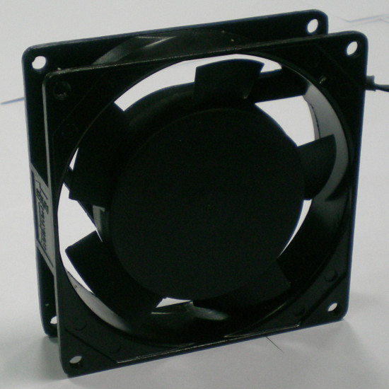 Вентилатор Evercool fan 80x80x25 220V 2 ball bearing 2200rpm EC8025A2HBL
