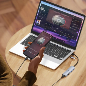 USB хъб Unitek HUB USB-C/USB-A, 3 порта, uHUB P5+, USB3.0 x 3, Card reader, алуминиев, H1320AGY01