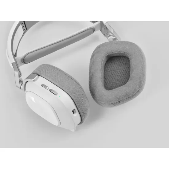 Безжични слушалки HS80 RGB WIRELESS Premium Gaming Headset with Spatial Audio, White