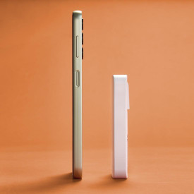 Зарядно HAMA 201976, 65W, 2x USB-C, 1x USB-A, PD, плоско, бяло