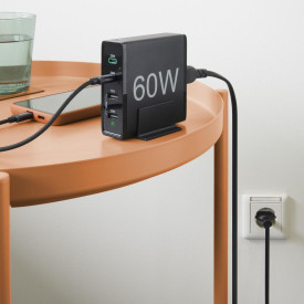 Зарядна станция HAMA 201628, 4 порта, 60W, 2 x USB-C, 2 x USB-A, PD, Fast Charge