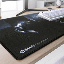 Подложка за мишка DC Batman Mindbomb - Bruce Wayne XL, 900x420x4 mm (FWBMPBATMANVR26XL)